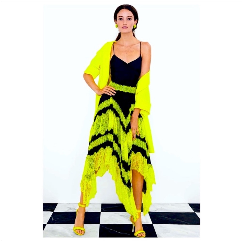 Alice + Olivia Neon Yellow Lace and Black Pleated Skirt - size 2